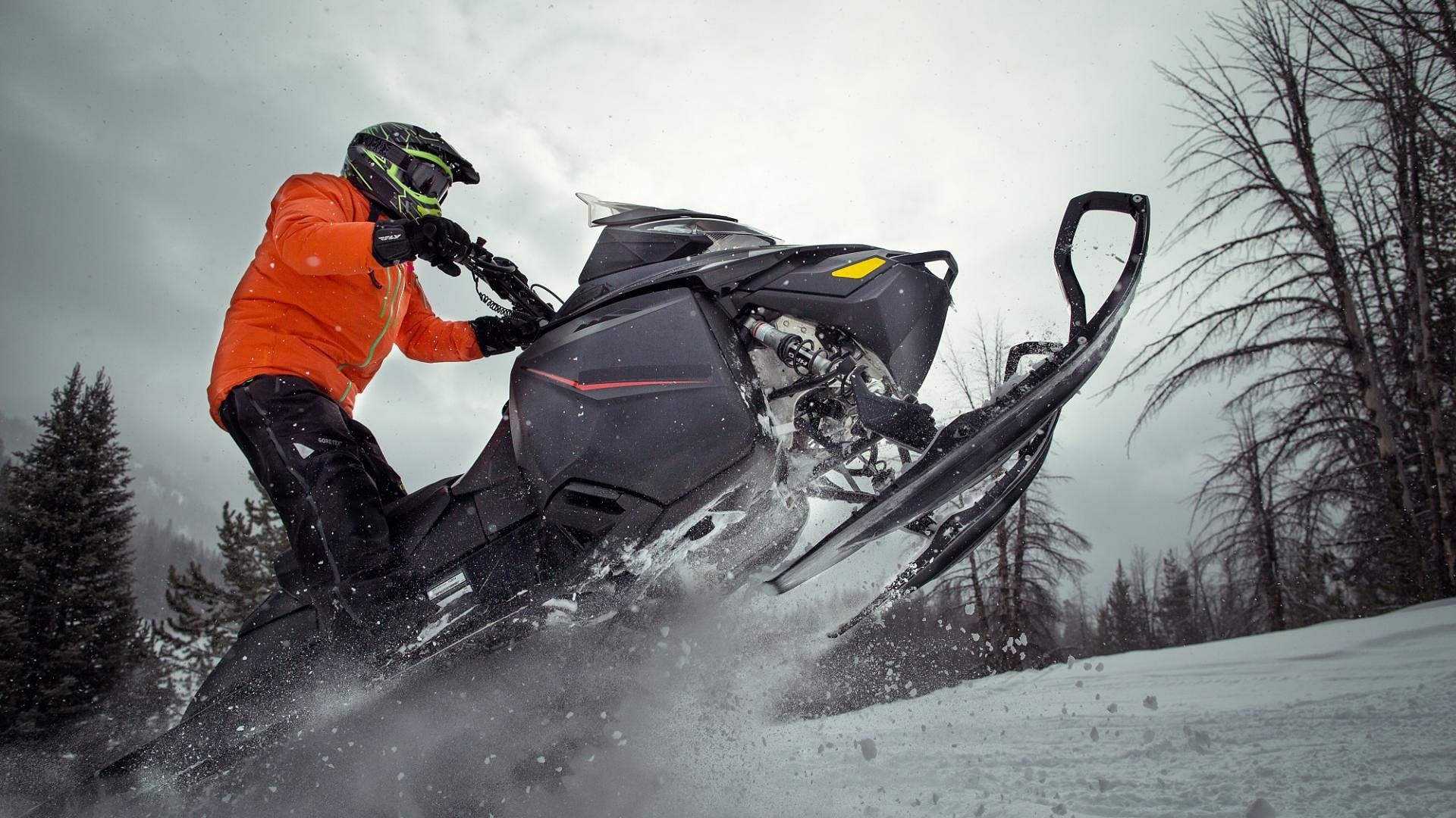 Enjoy snowmobiling and more on Jackson Hole Presidents’ Day